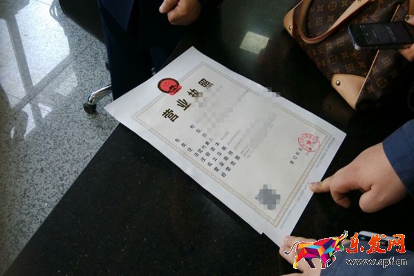 淘寶開店要不要去工商局注冊？目前是怎么規定的？.jpg